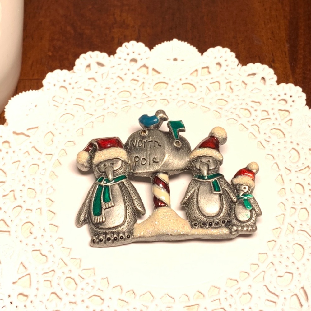Whimsical Kenneth Cole Penguin Mailbox Holiday Brooch Pin - Picture 2 of 7